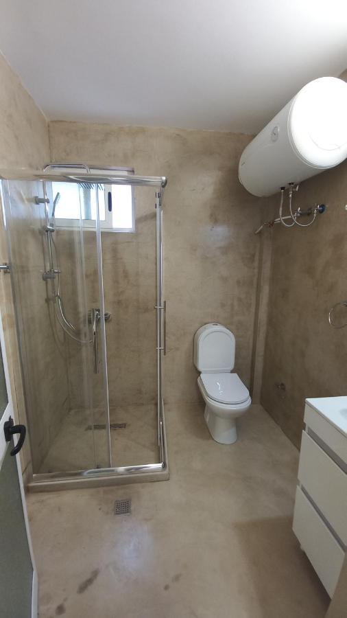 Flowers Guesthouse Тирана Екстериор снимка